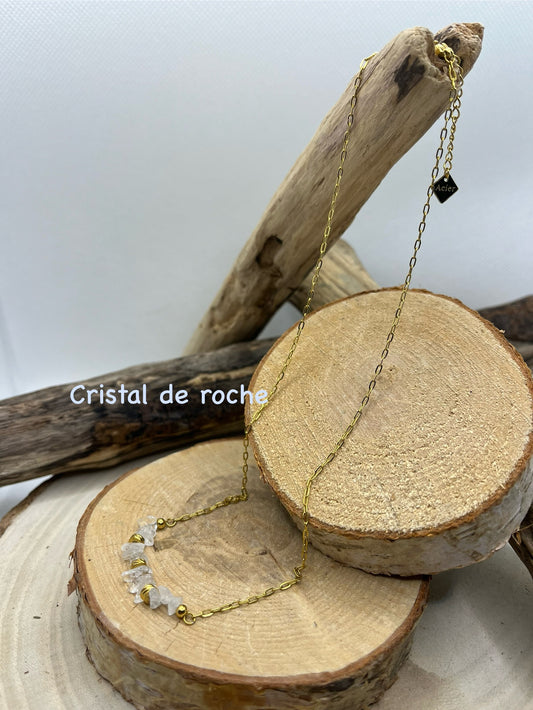 Collier chaine fine en Acier Inoxydable Doré orné de Pierres Naturelles Cristal