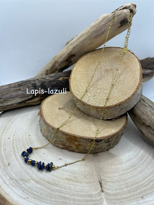 Collier chaine fine en Acier Inoxydable Doré Orné de Pierres Naturelles Lapis Lazuli