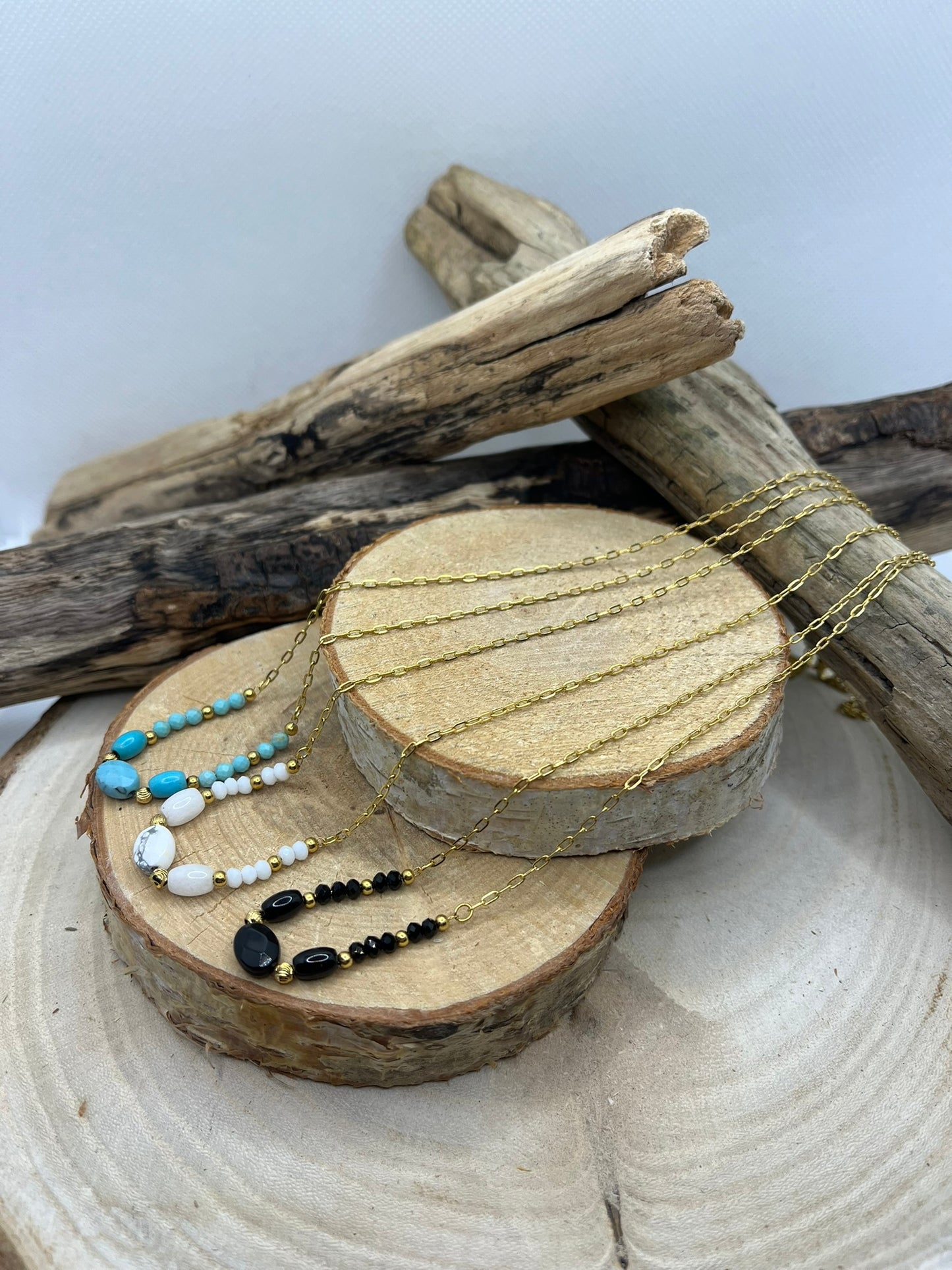 Collier Chaine fine en Acier inoxydable Doré - Perles en Pierres Naturelles