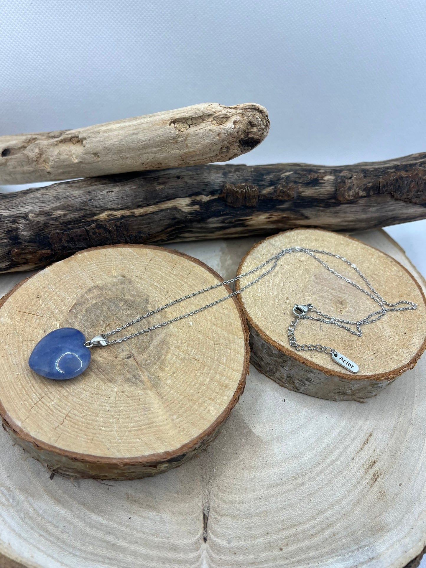 Collier sur Chaine fine  - Pendentif Coeur en Pierre Naturelle Aigue Marine