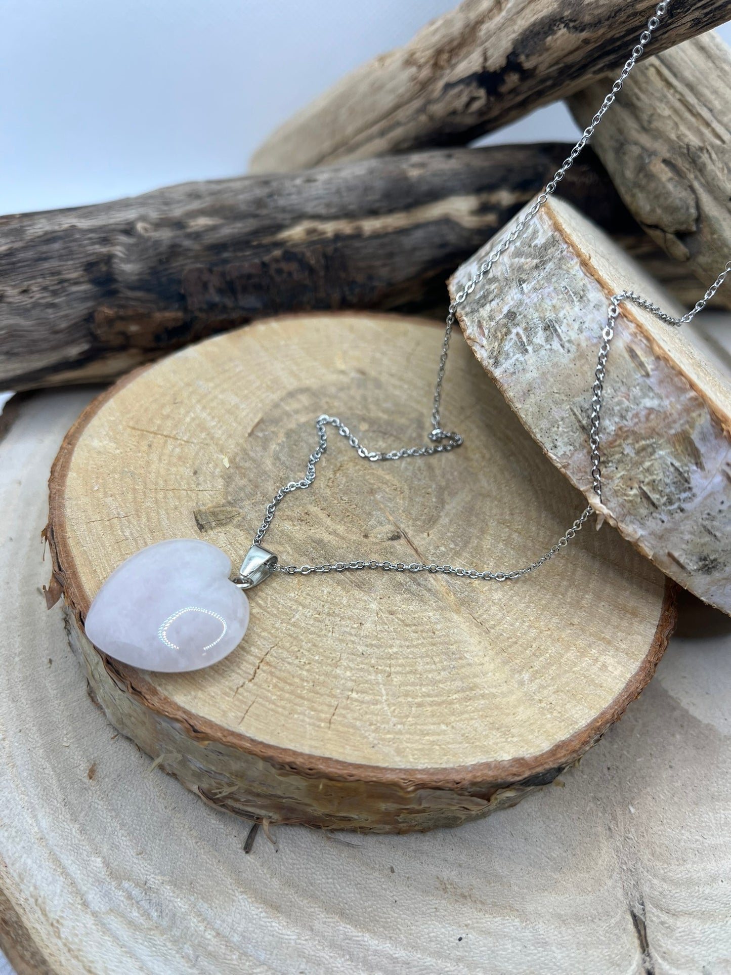Collier Chaine fine - Pendentif Coeur en Pierre Naturelle Pierre de Lune