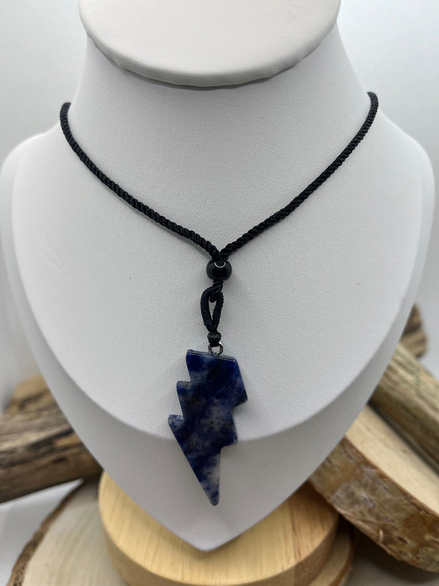Collier sur Cordon réglable - Pendentif éclaire en Pierre Naturelle Sodalite