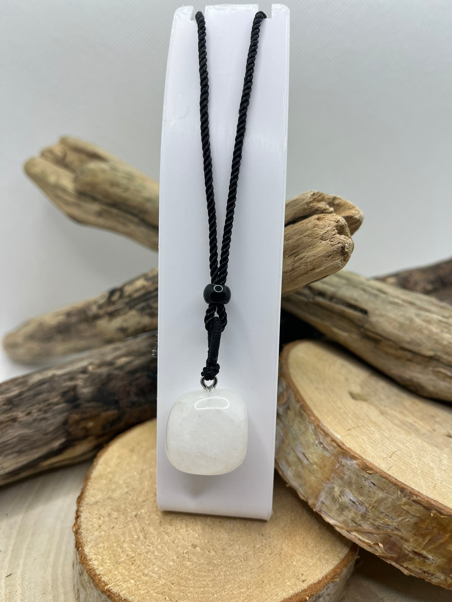Collier sur Cordon noir réglable - Pendentif en Pierre Naturelle Pierre de Lune