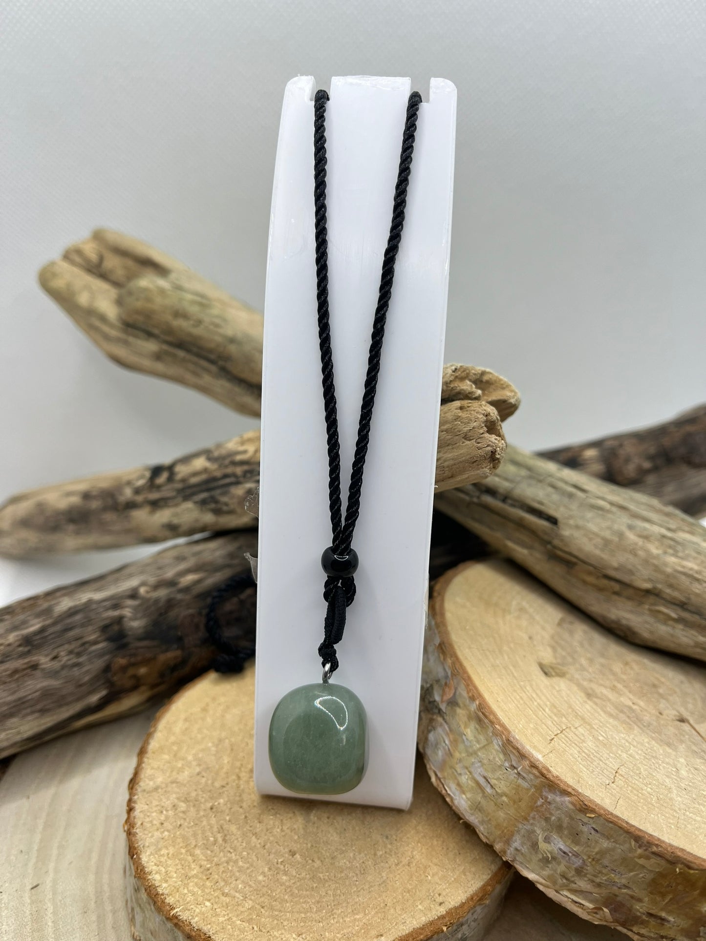 Collier sur cordon noir réglable - Pendentif Aventurine