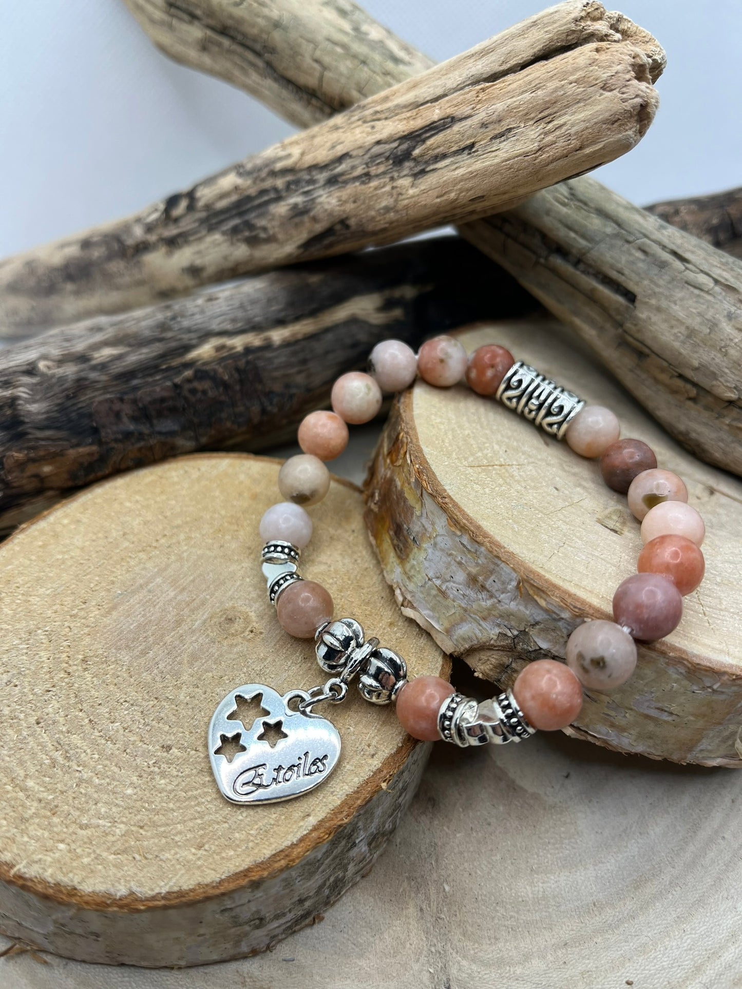 Bracelet - Amour Inconditionnel - Rhodonite Orné d'un Pendentif Coeur