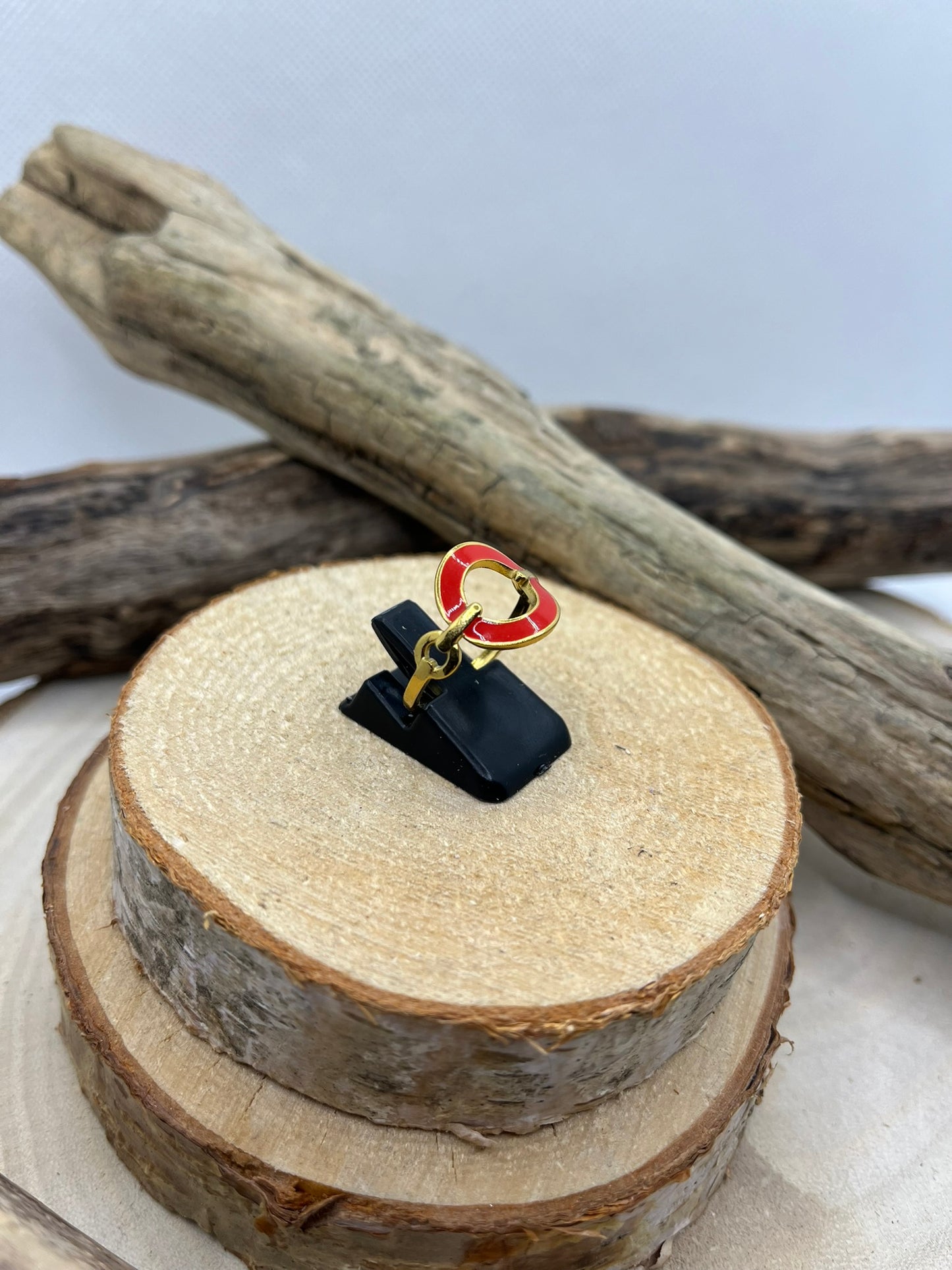 Bague en Acier inoxydable ajustable Orné d'un anneau rouge - Doré