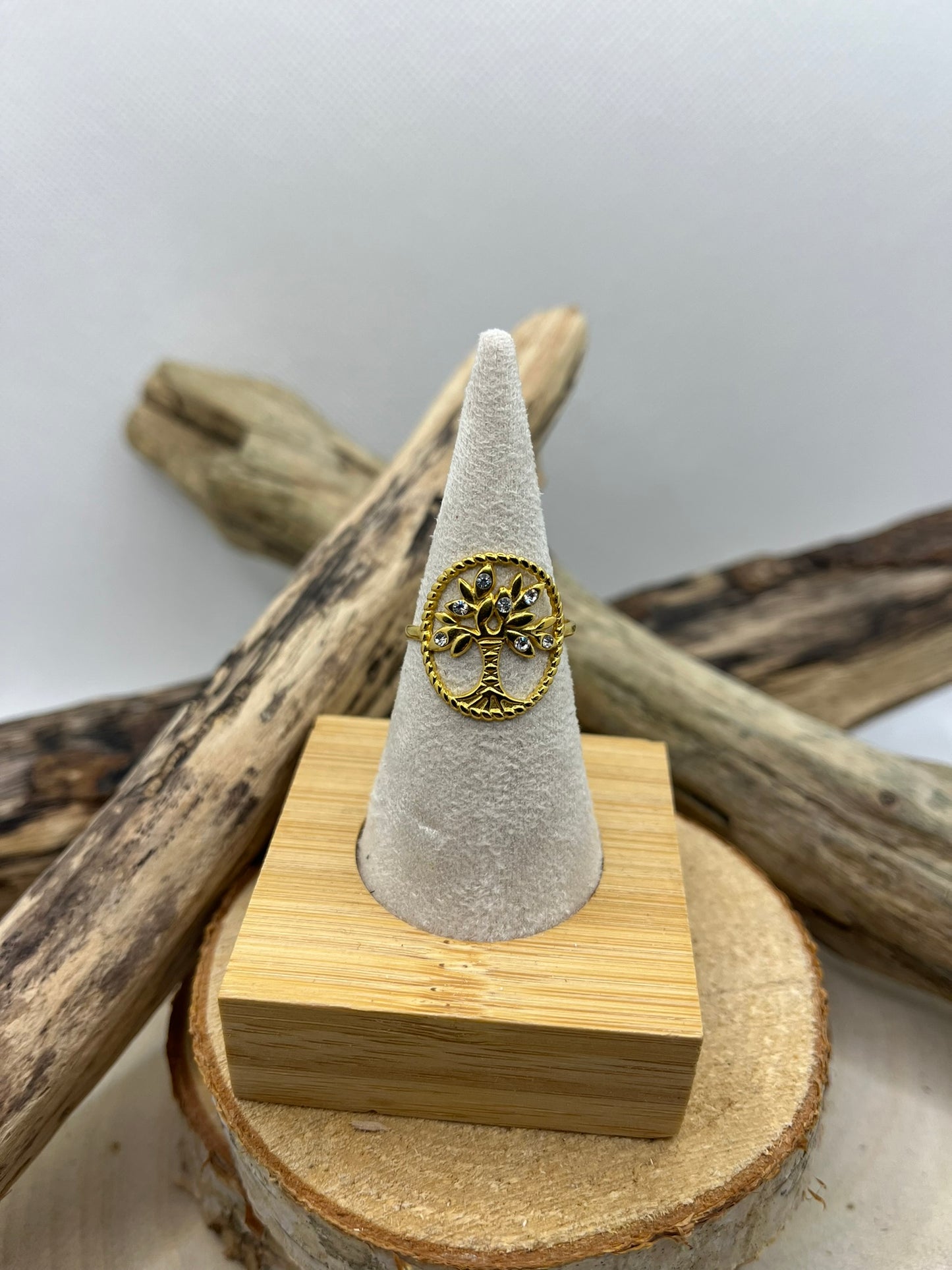 Bague en acier inoxydable fine avec arbre de vie tendance couleur doré ou en Argenté Orné de strassajustable à la mode