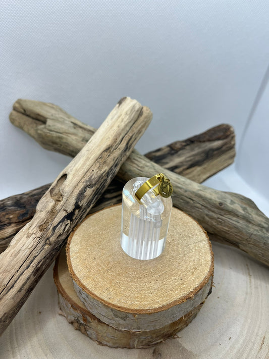 Bague acier inoxydable doré breloque avec une petit coeur  et ajustable