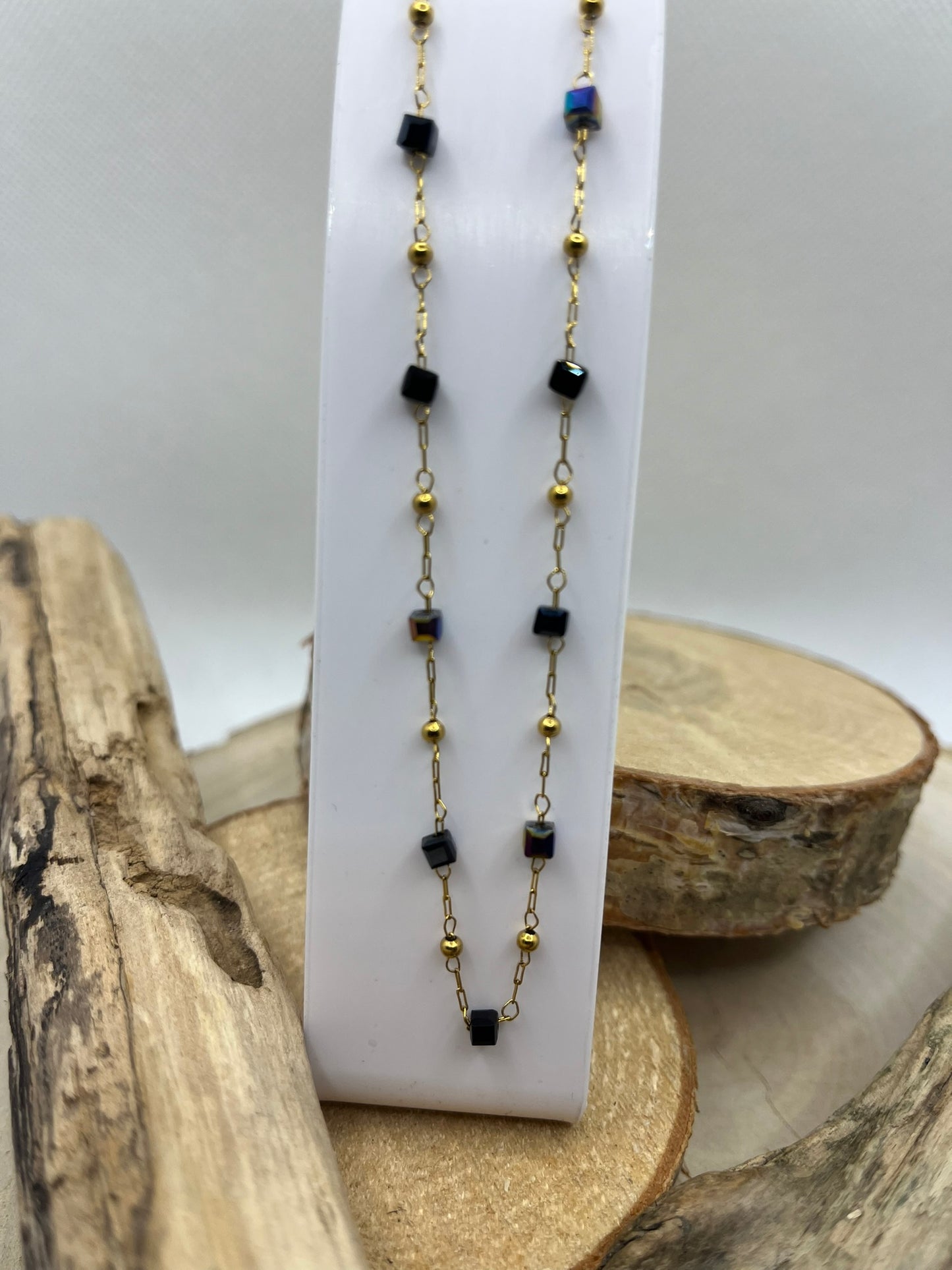 Collier Femme Chaine fine ornés de strass de couleurs - Acier Inoxydable doré
