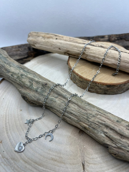 Collier Chaîne fine argenté en acier Inoxydable, Avec ces Pendentif Coeur, étoile, Lune