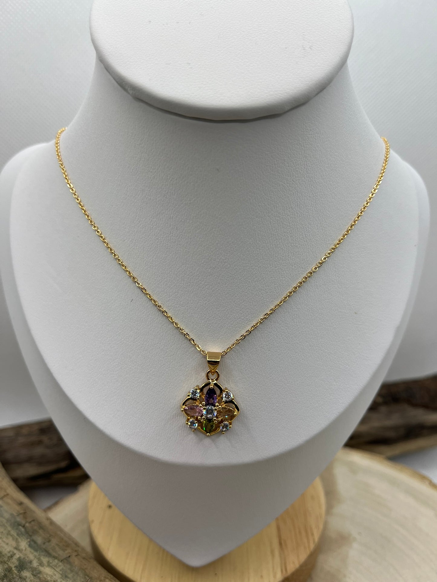 Ensemble Bijoux Femme - Collier chaine + Boucles d'oreilles pendentif fleur ornés de strass - Acier inoxydable Doré