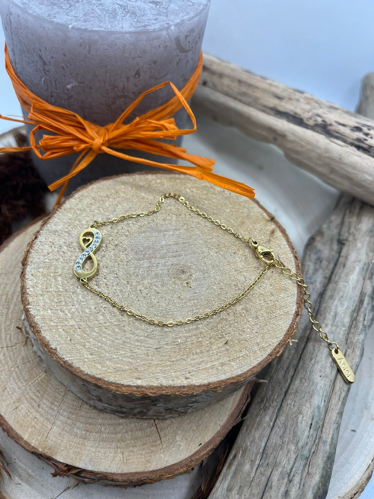 Bracelet chaine fine Amour infini orné de strass brillant - Acier inoxydable doré