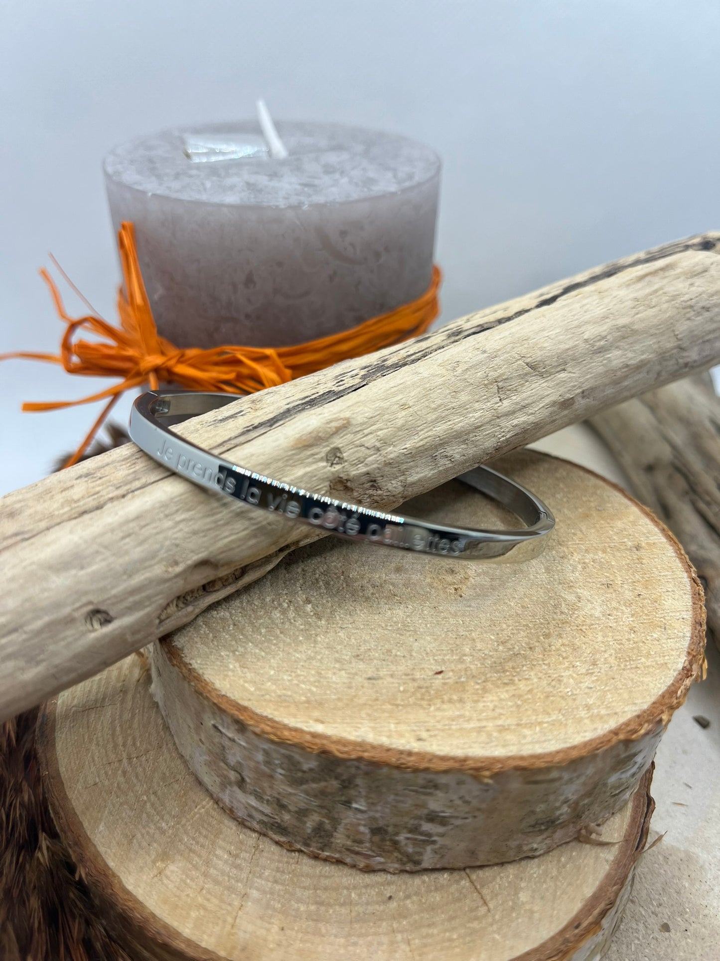 Bracelet Jonc à message ( Je prends la vie côté paillettes ) Acier inoxydable Doré ou en argenté