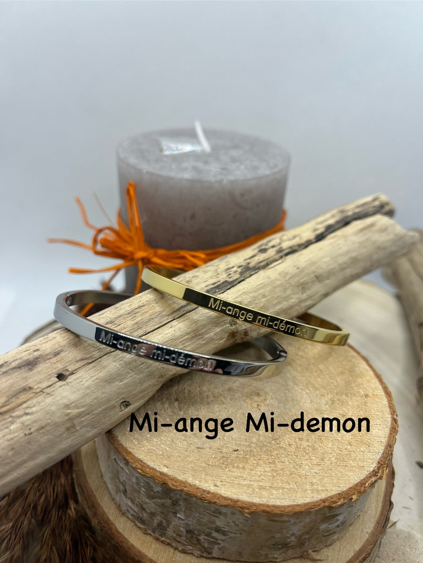 Bracelet Jonc à message ( Mi-ange Mi-démon ) Acier inoxydable Doré ou en Argenté