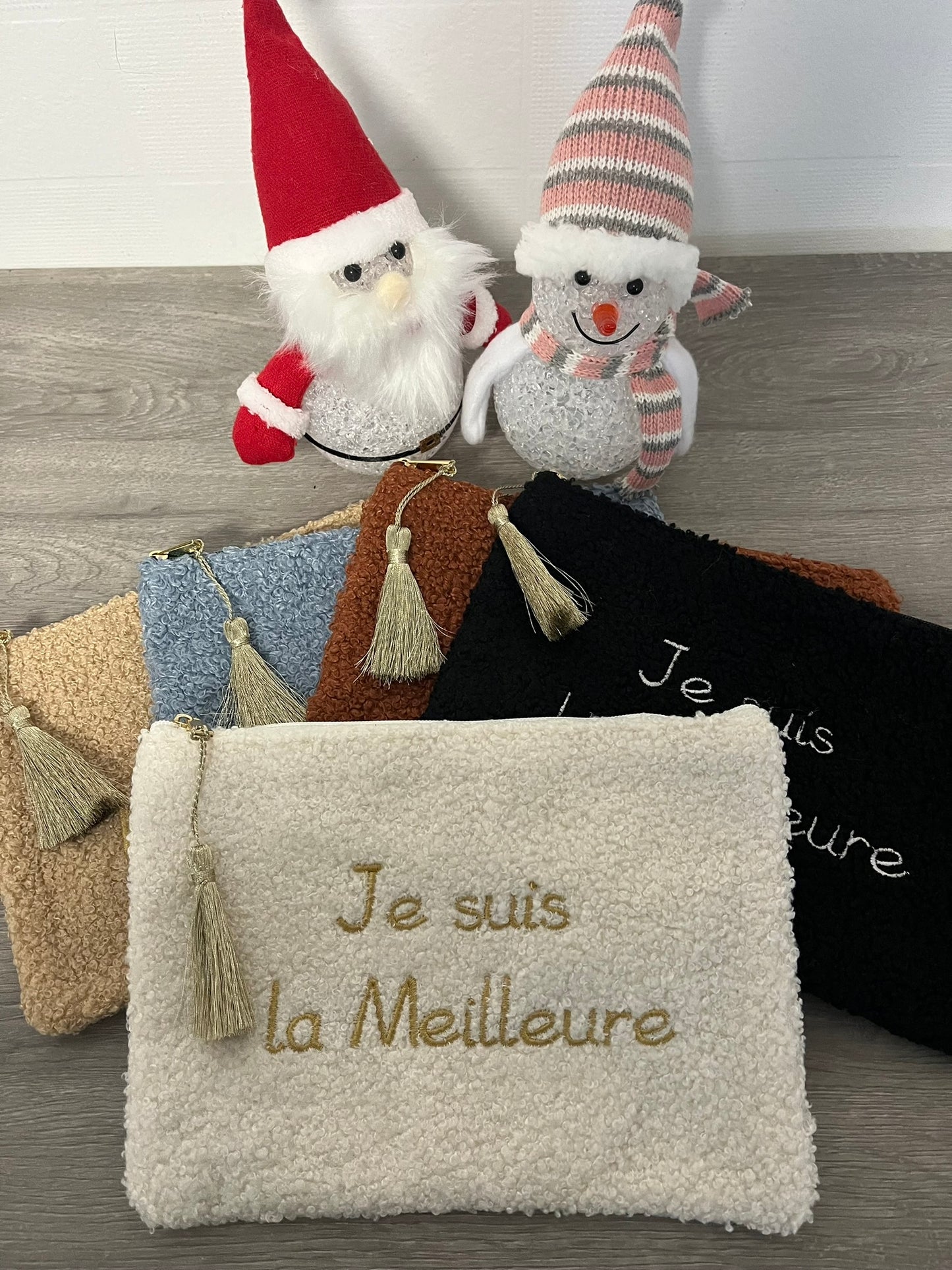 Trousse Pochette à message (JE SUIS LA MEILLEURE) douce avec pompon doré - fermeture éclaire, idée cadeau pour femme et pour fille