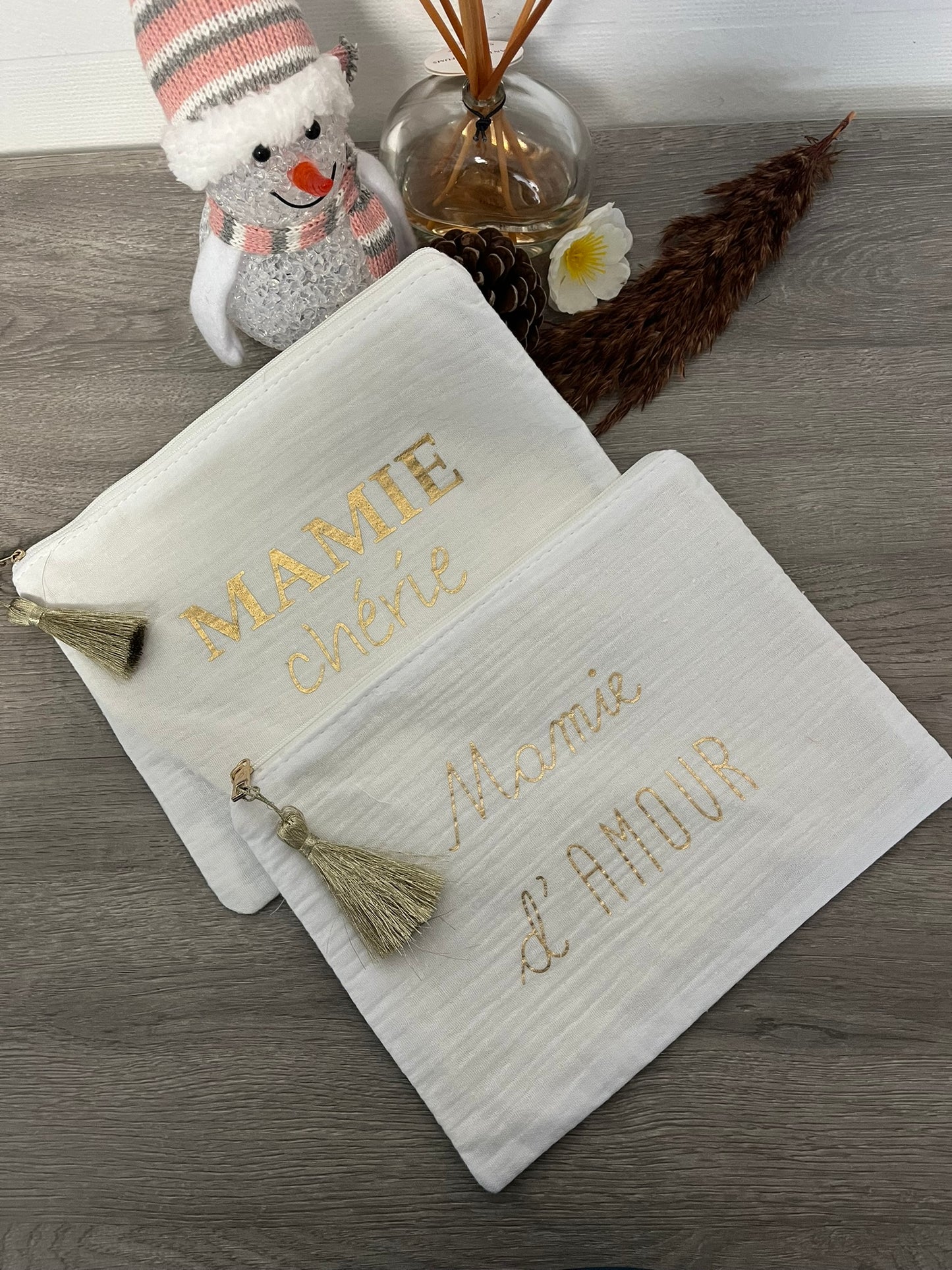 Trousse Pochette à message ( Mamie Chèrie - Mamie d'Amour ) avec Pompon doré - Fermeture éclair - idée cadeau pour femme