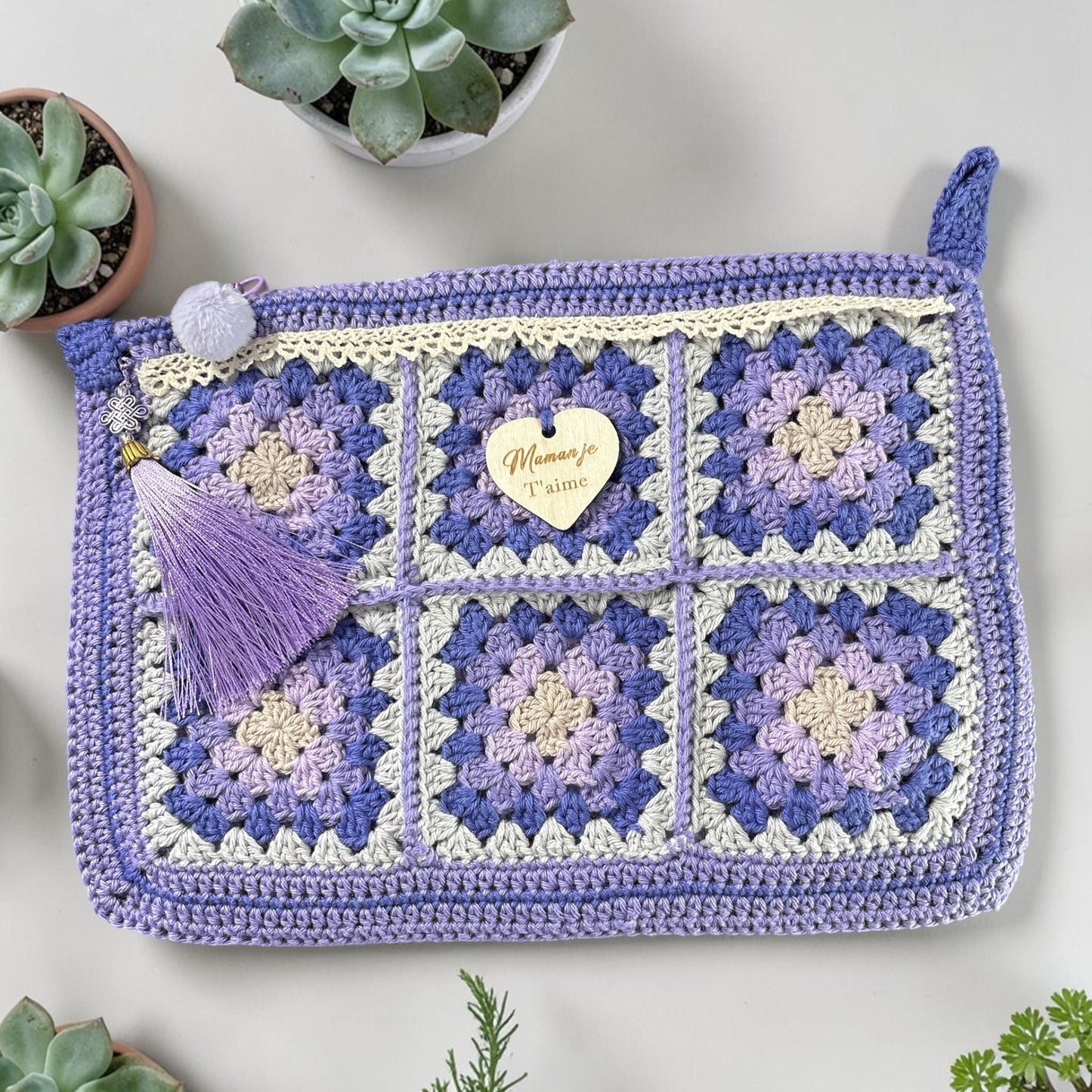 Pochette Crochet avec son coeur "Maman je t'aime" Fait main